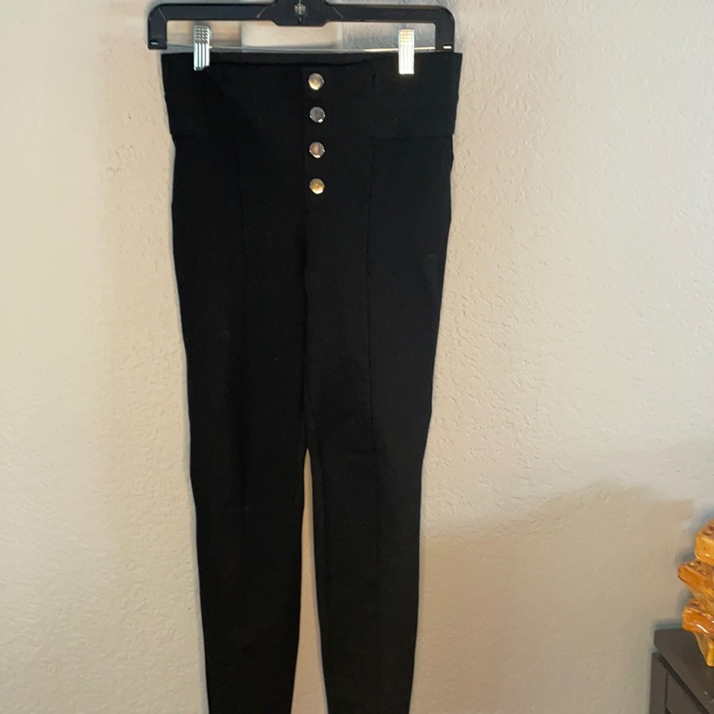 Black Zara Highwaisted Pant